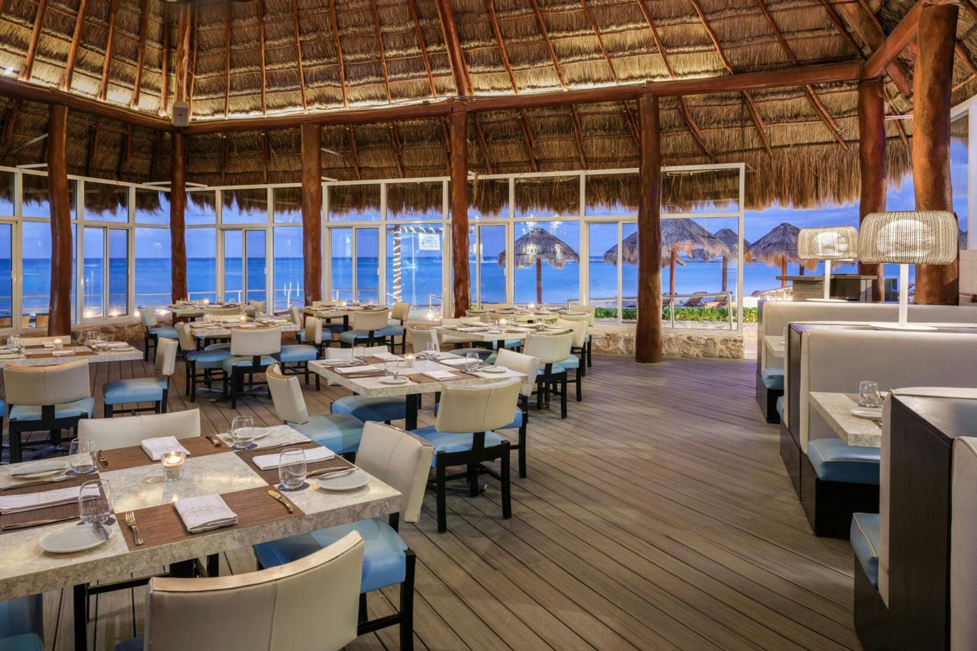The Westin Cancun Resort Villas & Spa Exterior foto